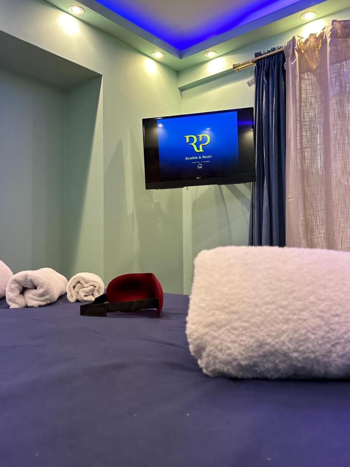 Apartment Rambla & Passio Palermo